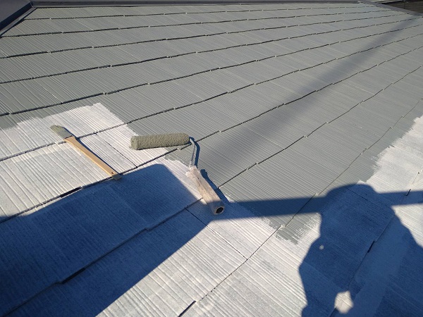 大阪府大阪市　屋根塗装　ダイヤスーパーセランマイルド　遮熱塗料は、色によって日射反射率が異なります! (1)