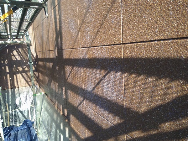 大阪府豊中市　D様邸　外壁塗装　3度塗り　上質な仕上がりになる『ダイフレックス　ダイヤカレイド』 (4)