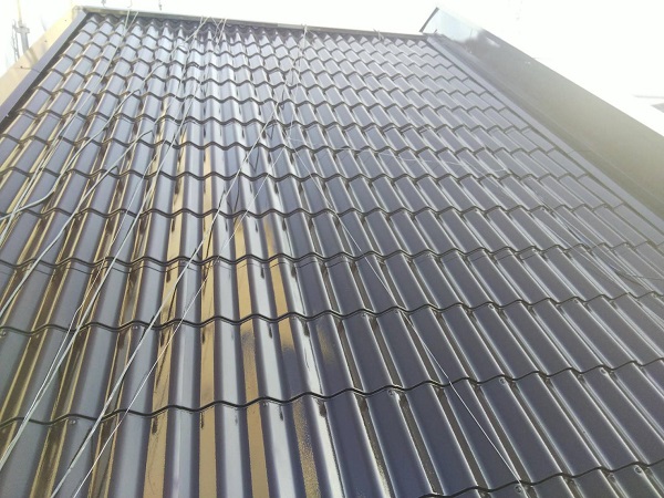 大阪府寝屋川市　屋根塗装　塗り替え時期について　日本ペイント　遮熱塗料　サーモアイSi (1)