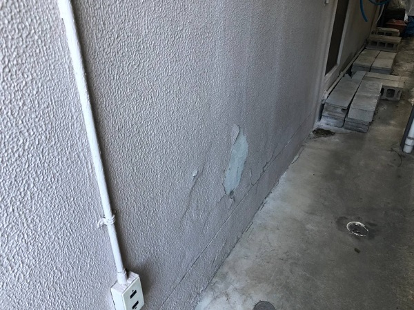 大阪府大阪市　外壁塗装　モルタル外壁の膨れ　エスケー化研　水性ソフトサーフSG (9)