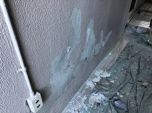 大阪府大阪市　外壁塗装　モルタル外壁の膨れ　エスケー化研　水性ソフトサーフSG (7)