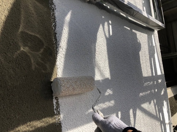 大阪府大阪市　外壁塗装　モルタル外壁　微弾性フィラー (4)