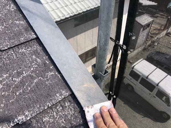 大阪府摂津市　T様邸　屋根塗装・外壁塗装・付帯部塗装　棟板金、ケラバ、屋根塗装 (4)