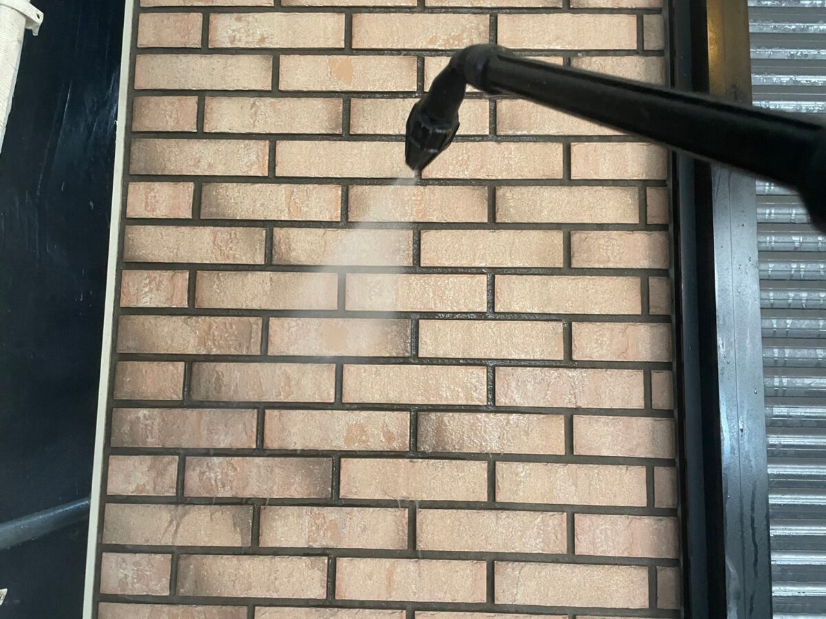 大阪府大阪市　T様邸　屋根・外壁塗装工事　高圧洗浄をする目的とは？