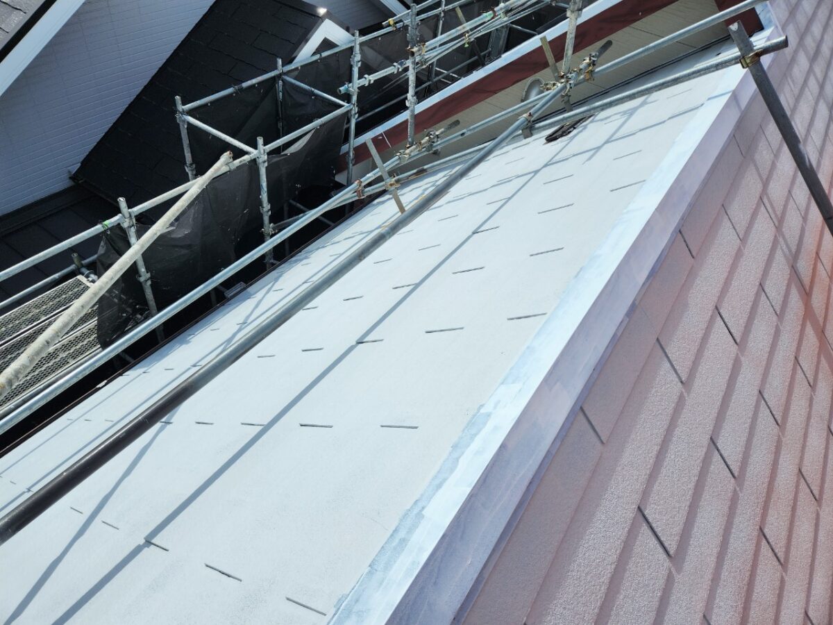 大阪府吹田市　S様邸　屋根塗装・外壁塗装工事　屋根塗装の下塗りの重要性について