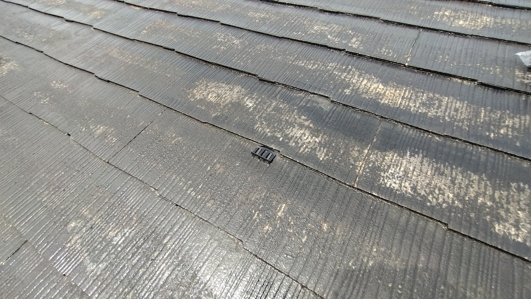 大阪府摂津市　屋根塗装・外壁塗装・防水工事　スレート塗装の縁切りについて