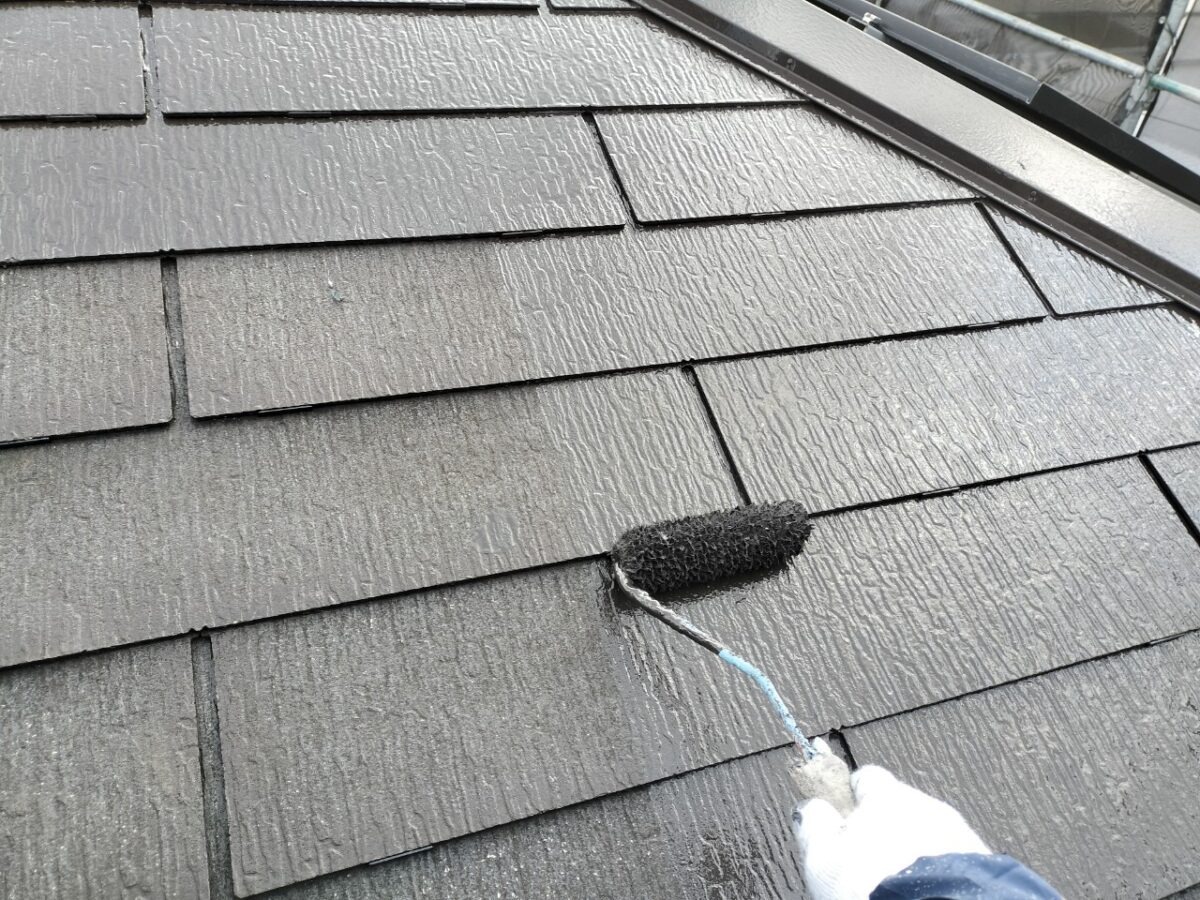 スレート屋根の塗装工程を解説