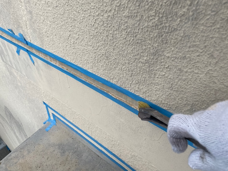 大阪府茨木市　マンション外壁塗装工事　外壁目地のシーリング工事