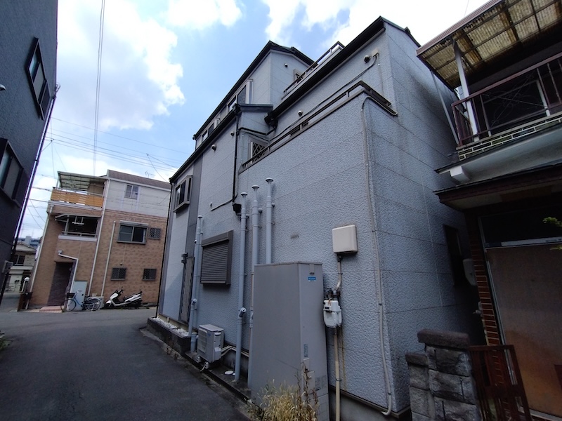 大阪府寝屋川市｜T様より外装工事のご依頼をいただきました！施工前をレポート
