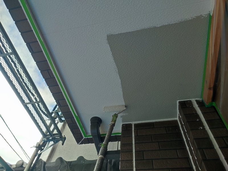 大阪府大阪市｜バルコニー下の天井を塗装しました！