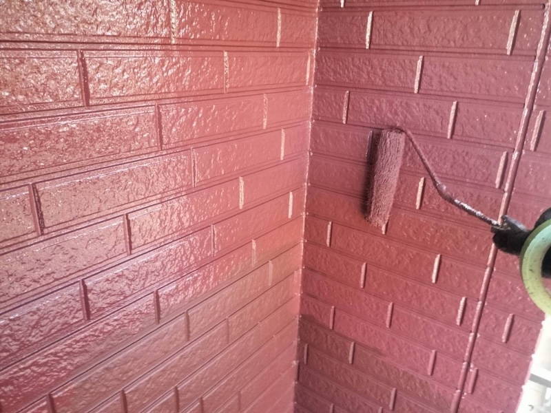 外壁塗装の仕上げ！上塗りを行いました｜大阪府大阪市