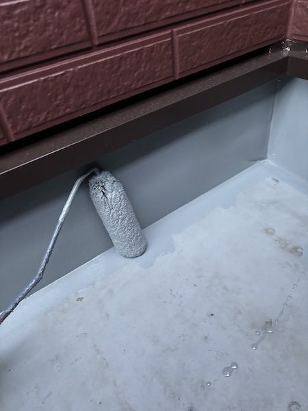 大阪府大阪市｜水切りを塗装しました！錆止めで下塗りして防錆対策しました！