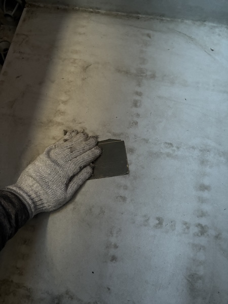 ベラン防水工事 下地処理 ケレン作業を行いました!|大阪府大阪市