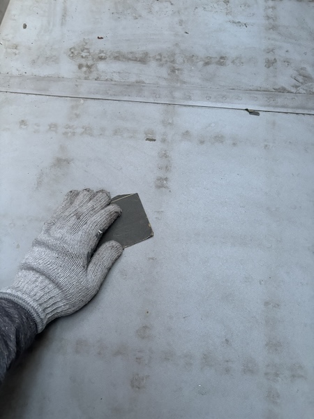 ベラン防水工事 下地処理 ケレン作業を行いました!|大阪府大阪市