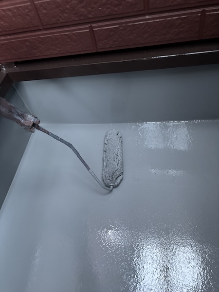 大阪府大阪市|ベランダ防水工事 トップコートを塗装しました!