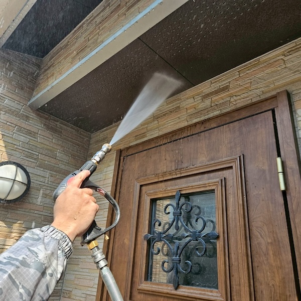 高圧洗浄中の注意点についてお話しします!|大阪府摂津市