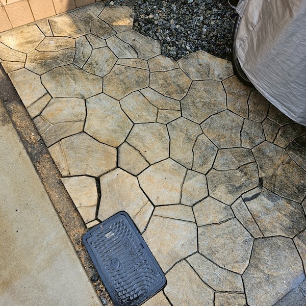 大阪府摂津市|玄関タイルとアプローチの敷石を洗浄しました!