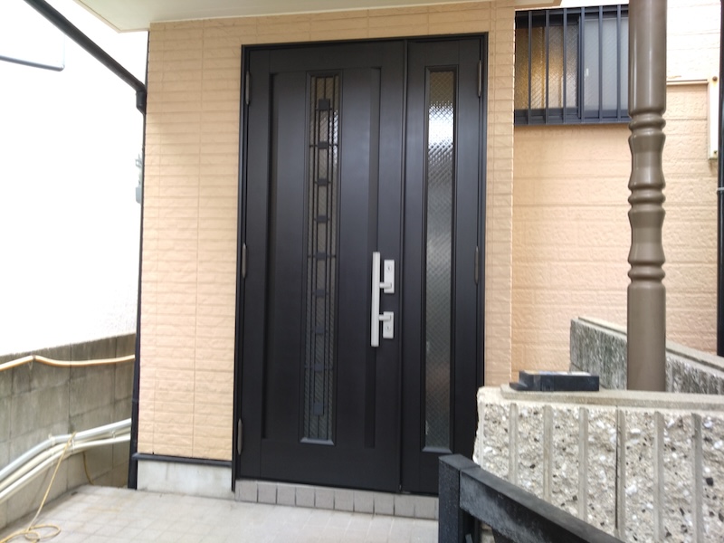 アルミドアを塗装させていただきました!|大阪府茨木市