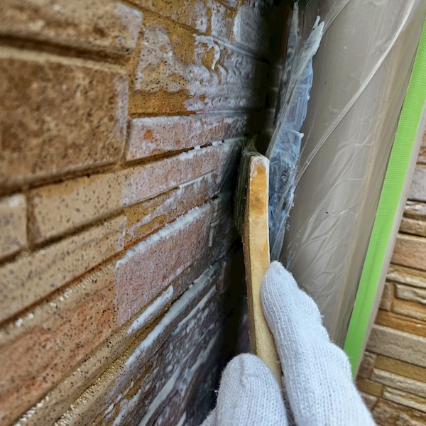 大阪府摂津市|窯業系サイディング ピュアライドUVプロテクトクリアーで仕上げ