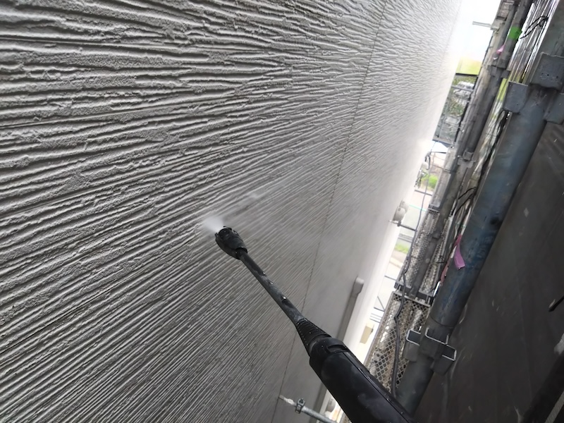 O様邸 屋根塗装・外壁塗装工事を実施!足場設置と高圧洗浄を行いました!|大阪府摂津市