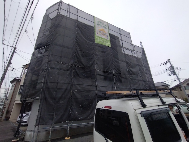 O様邸 屋根塗装・外壁塗装工事を実施!足場設置と高圧洗浄を行いました!|大阪府摂津市