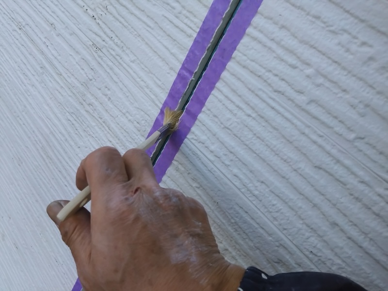 サイディング目地のコーキングを打ち替えました|大阪府摂津市