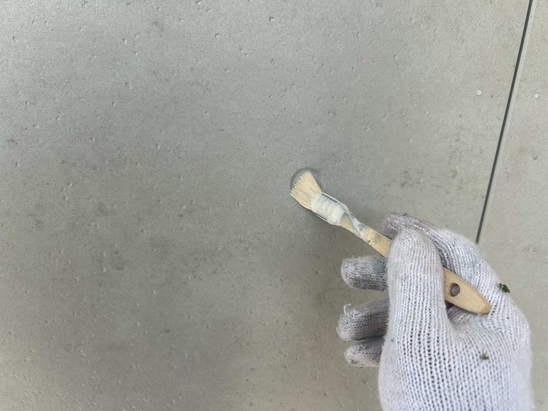 打放しコンクリート シーリング処理とPコン処理〜仕上げ塗装をレポート|大阪府摂津市