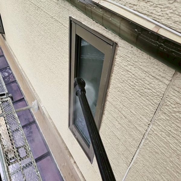 屋根塗装・外壁塗装工事を実施しました!足場設置から高圧洗浄まで|大阪府摂津市