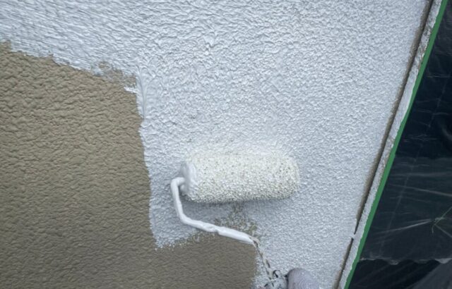 大阪府大阪市　外壁の下塗り　塗膜のひび割れ防止になるフィラーとは？
