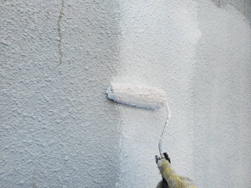 大阪府高槻市　モルタル外壁の下塗り　下塗りの役割とは？