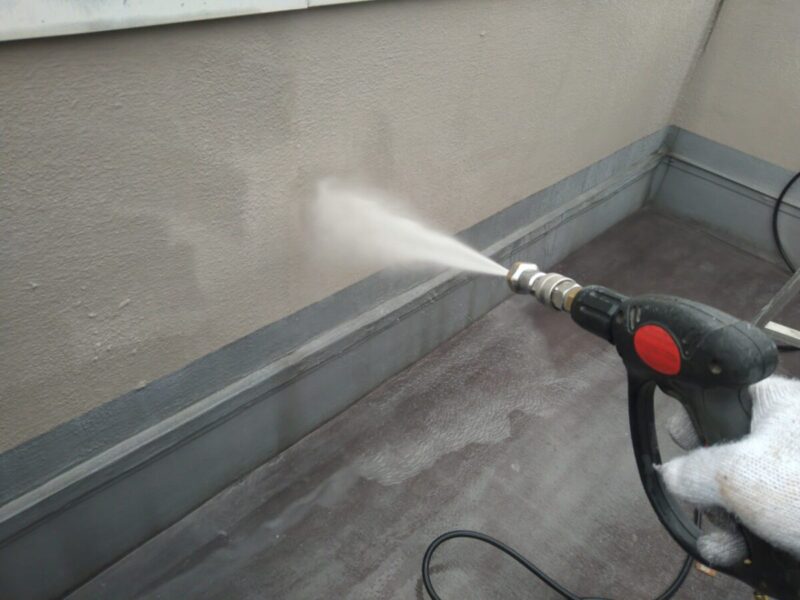 大阪府摂津市　外壁塗装工事　高圧洗浄をする理由