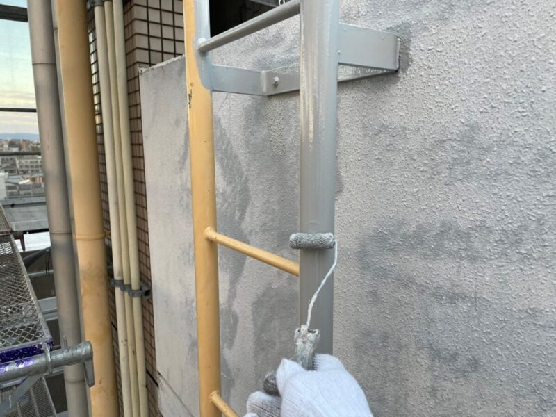 大阪府大阪市　マンション外壁塗装工事　鉄部塗装を放置してしまうと大変なことに！