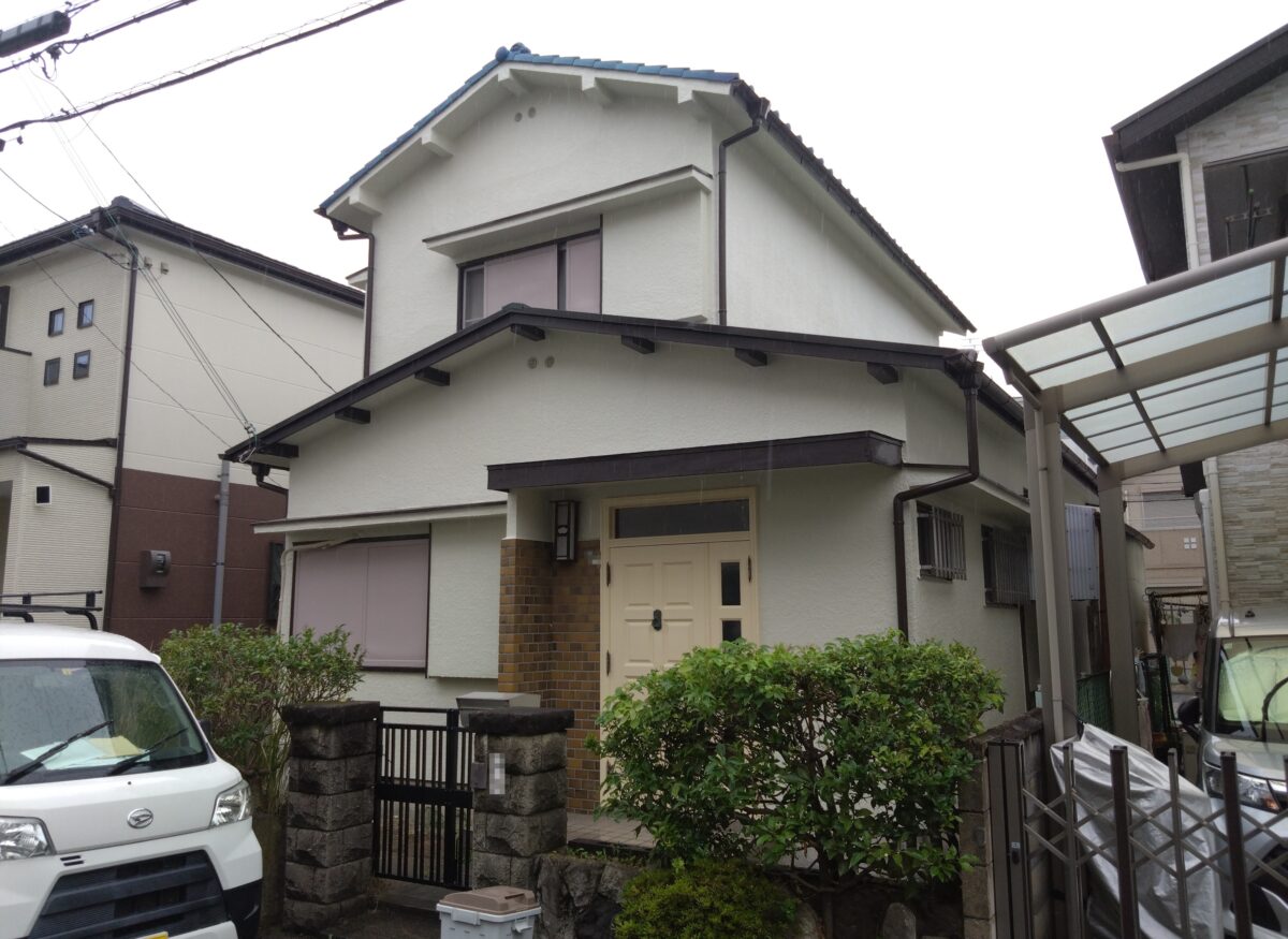 屋根塗装・外壁塗装工事が完了。施工前後をレポート！｜大阪府大阪市