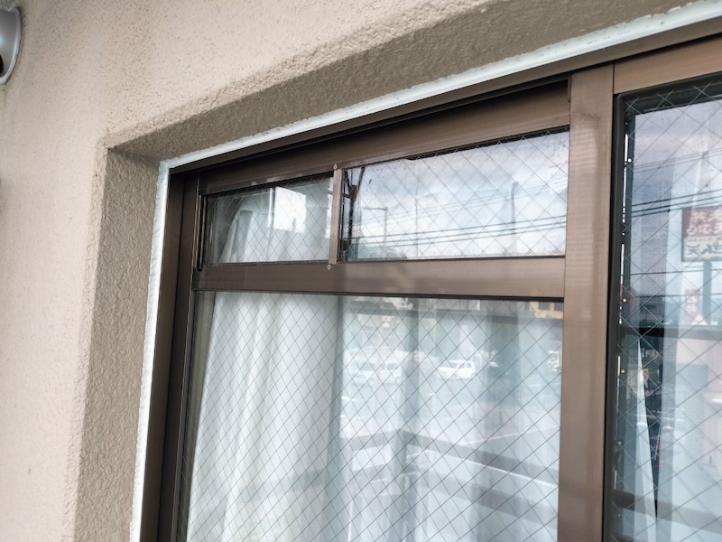 大阪府摂津市｜開口部のシーリング打ちを行いました