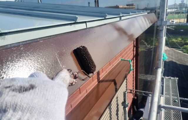 二階屋根の軒先の板金箇所を塗装しました！｜大阪府大阪市