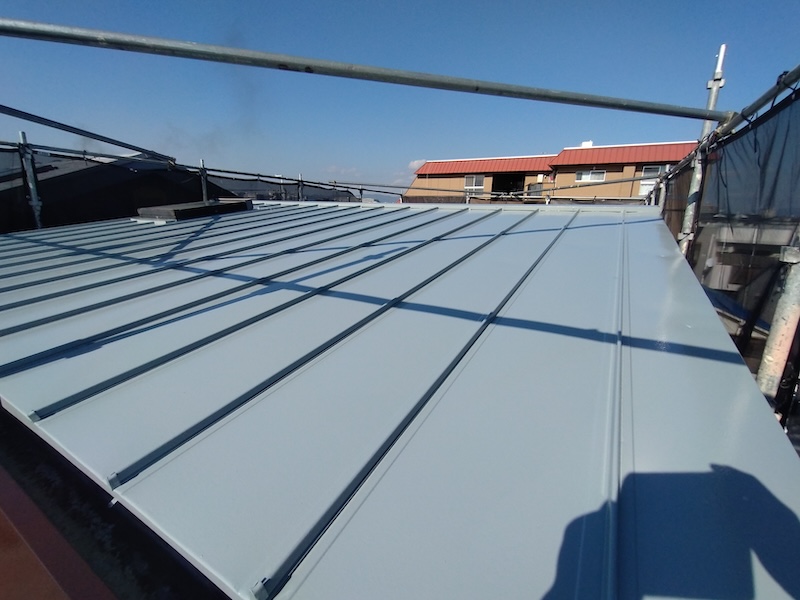 大阪府大阪市｜金属屋根を塗装するタイミングはいつ？