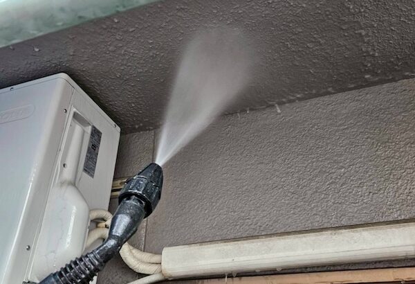 大阪府吹田市|K様邸 屋根塗装・外壁塗装工事を実施!高圧洗浄の工程をレポート