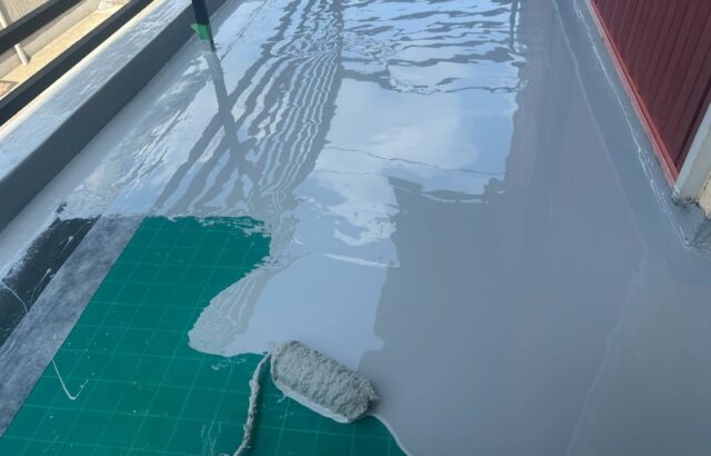 大阪府摂津市|通気緩衝工法 ウレタン防水工事 脱気筒設置〜ウレタン材塗布〜トップコート仕上げまで
